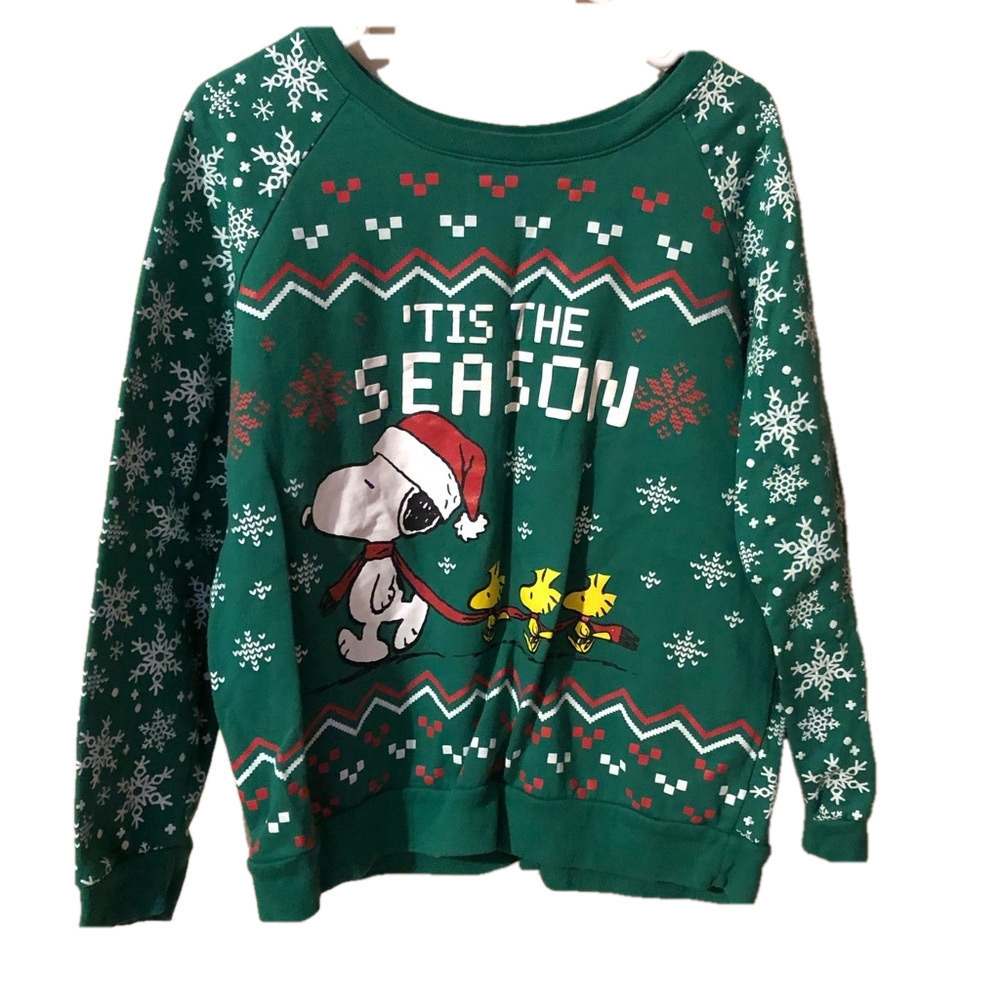 ⭐️ 3 For $15 Peanuts Christmas Pull Over